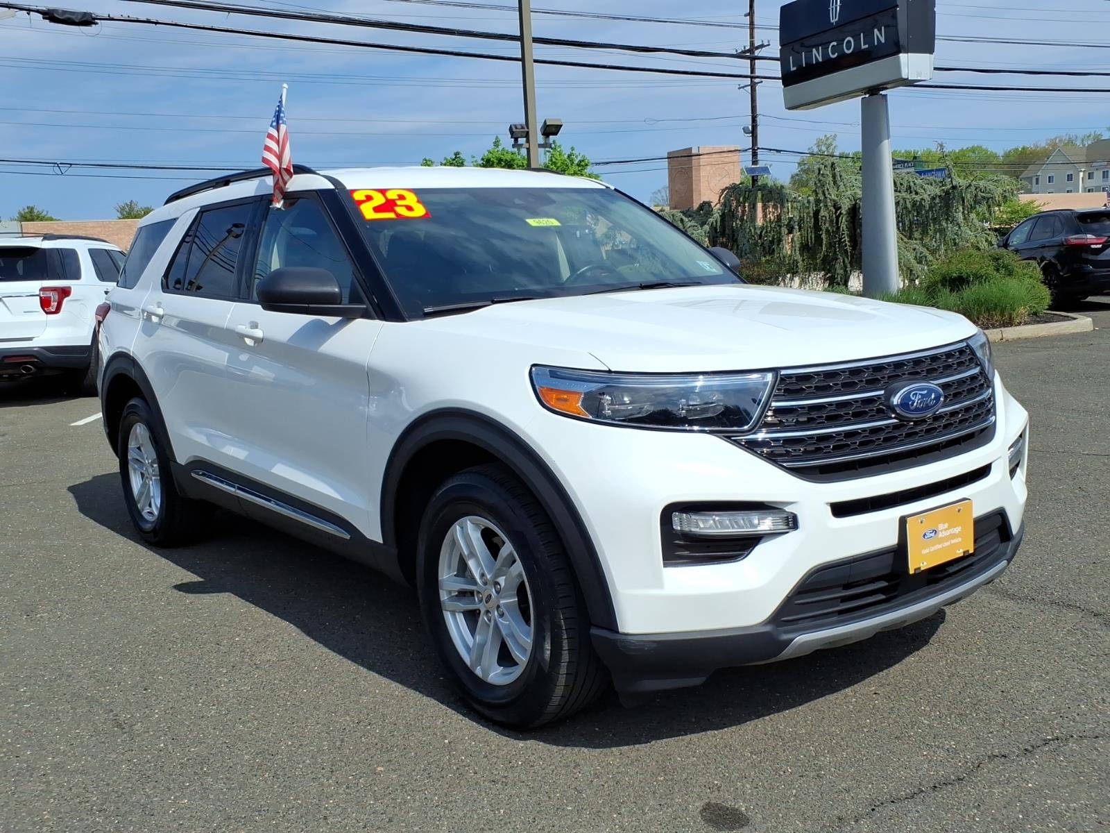Certified 2023 Ford Explorer XLT w/ Equipment Group 202A