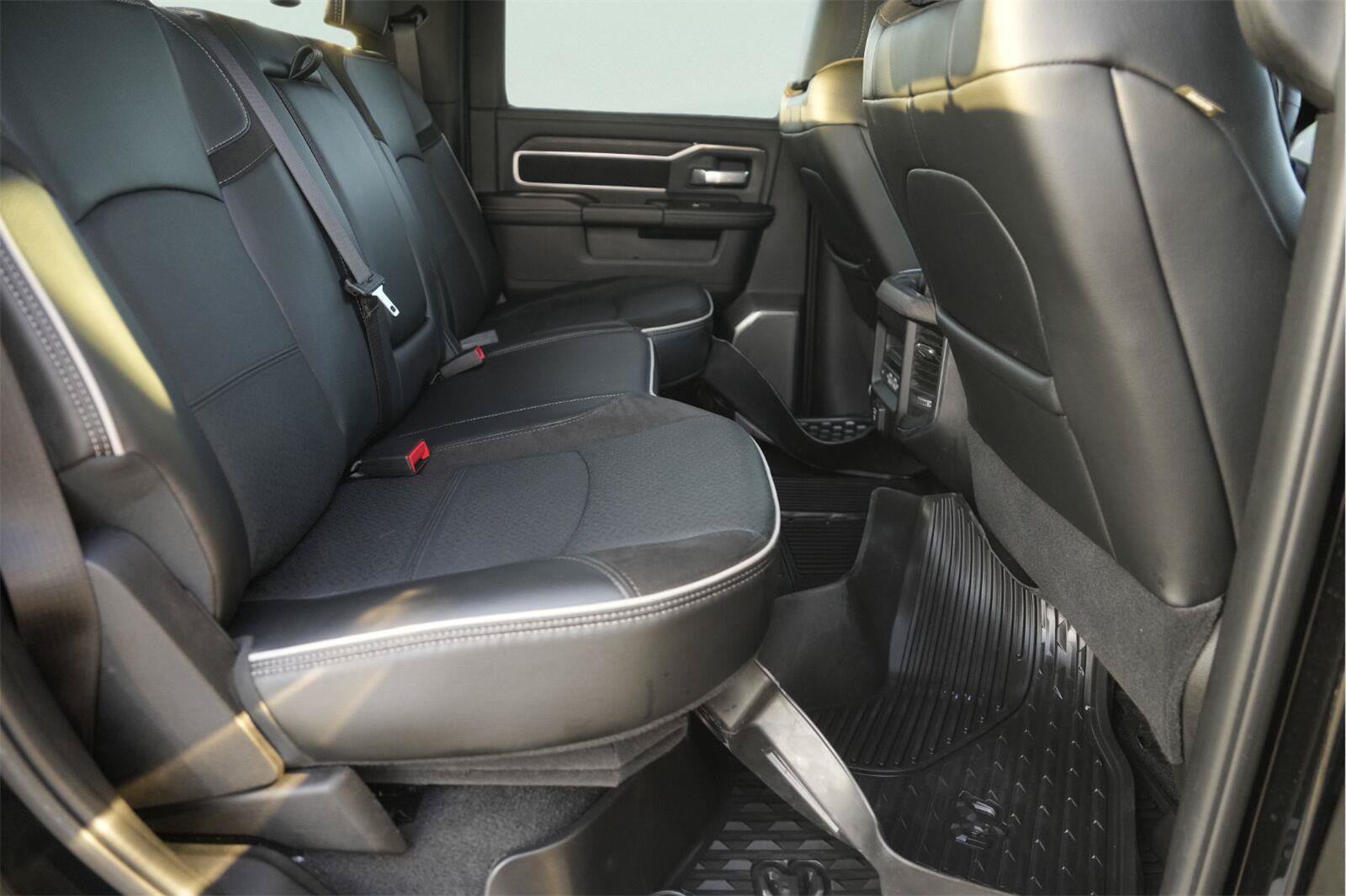 Used 2025 RAM 2500 Laramie AWD/4WD image 15