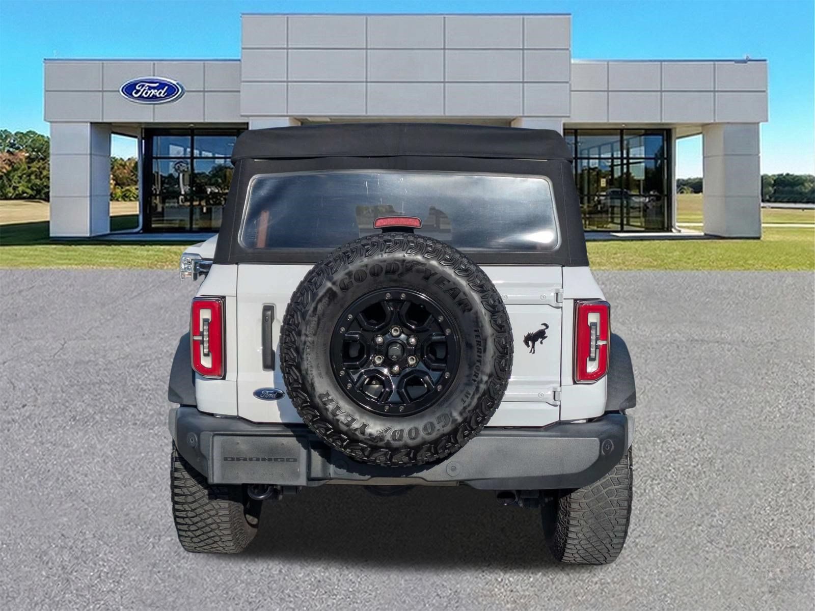 Certified 2023 Ford Bronco Wildtrak AWD/4WD image 5
