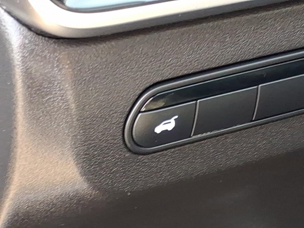 Used 2025 INFINITI QX60 Pure FWD image 17