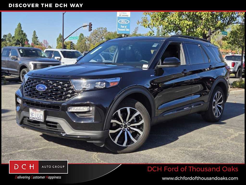 Certified 2022 Ford Explorer ST-Line w/ Class IV Trailer Tow Package image 1