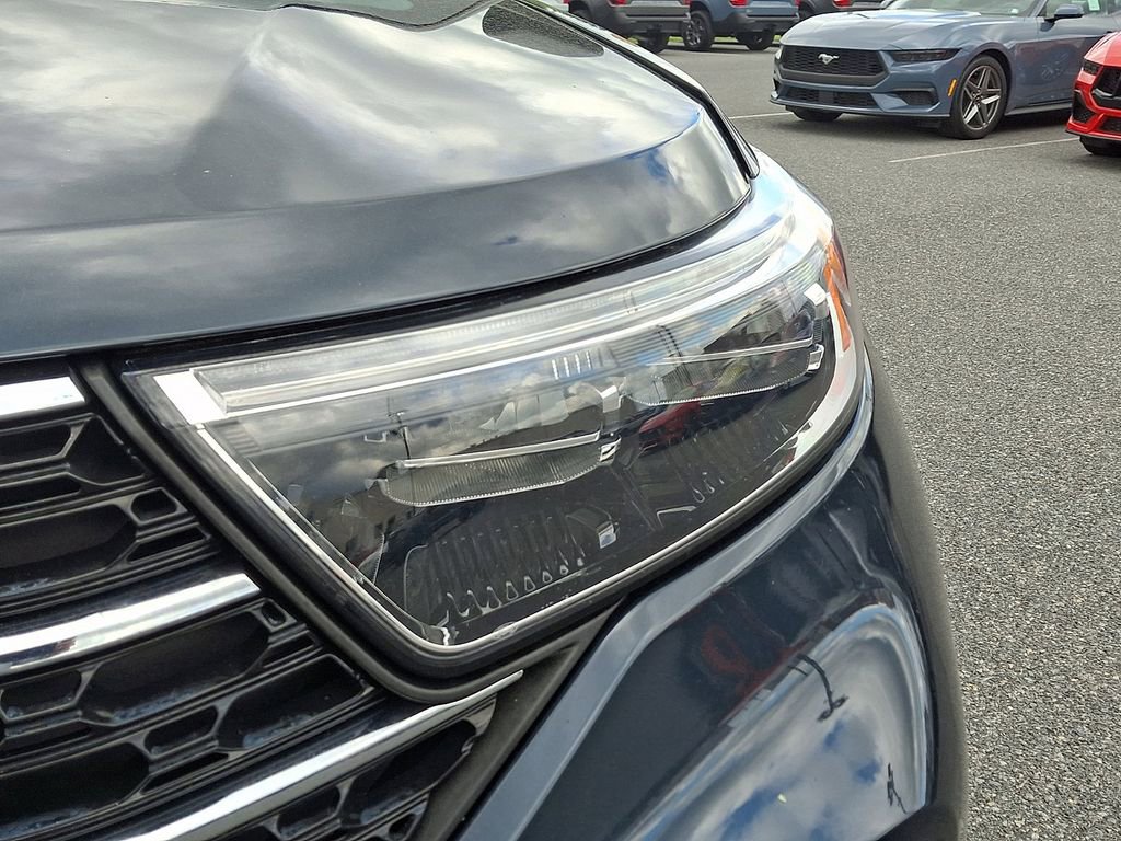 Certified 2023 Ford Explorer XLT w/ Equipment Group 202A AWD/4WD image 9