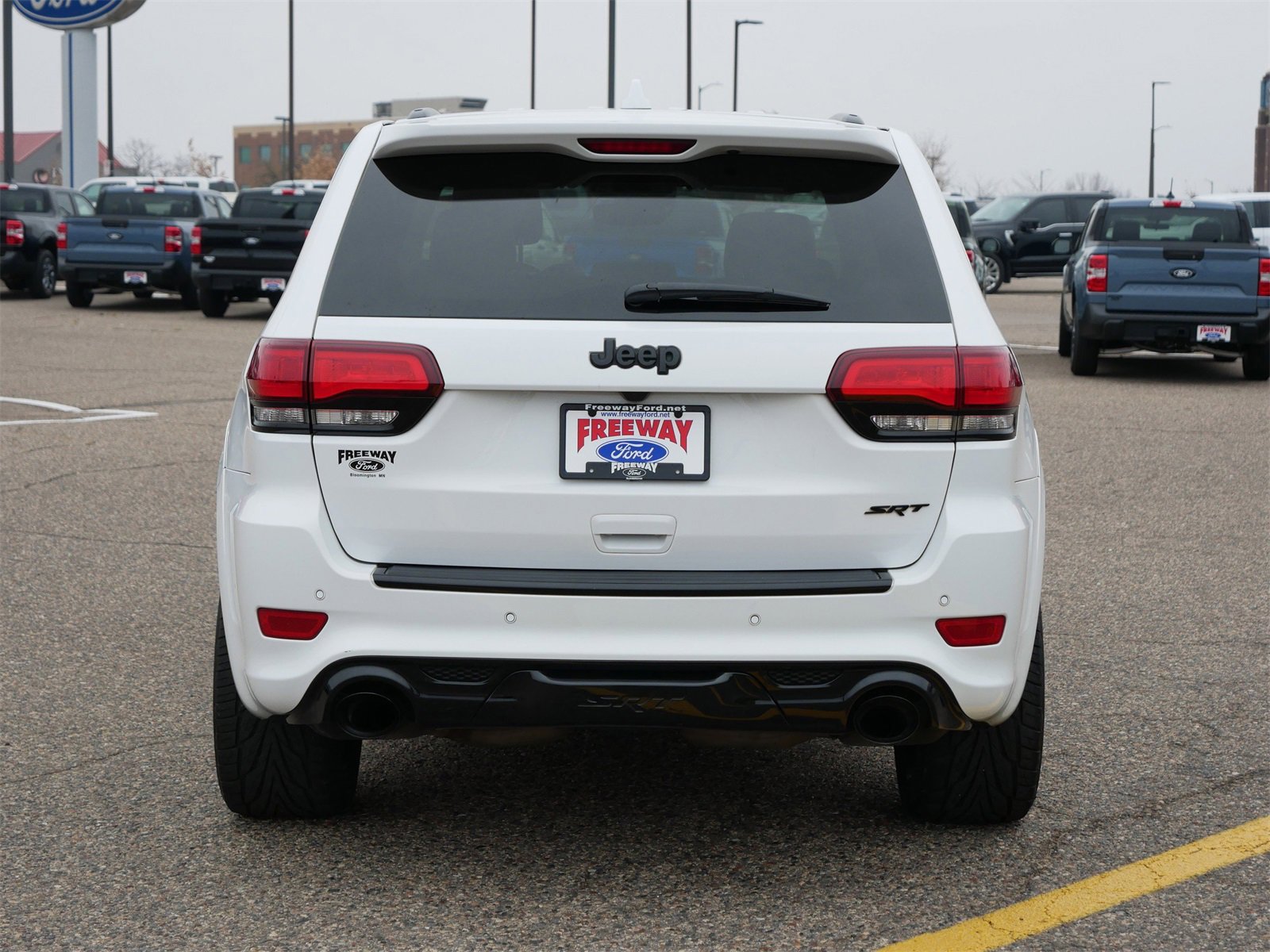 Used 2018 Jeep Grand Cherokee SRT image 4
