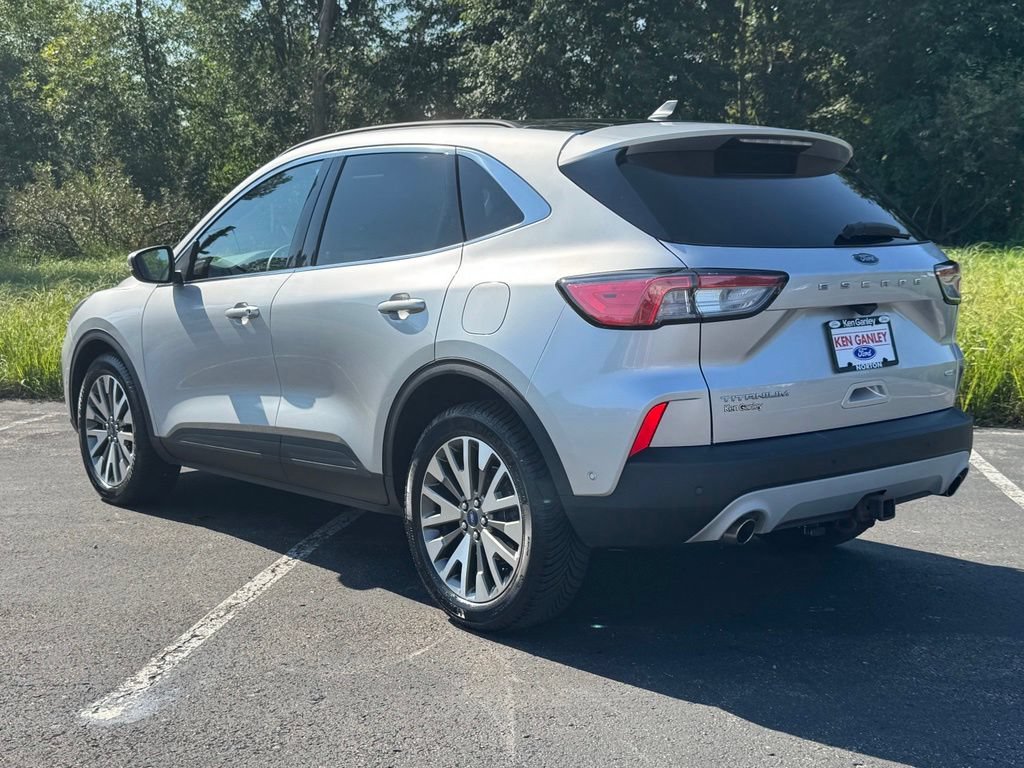 Certified 2020 Ford Escape Titanium AWD/4WD image 12