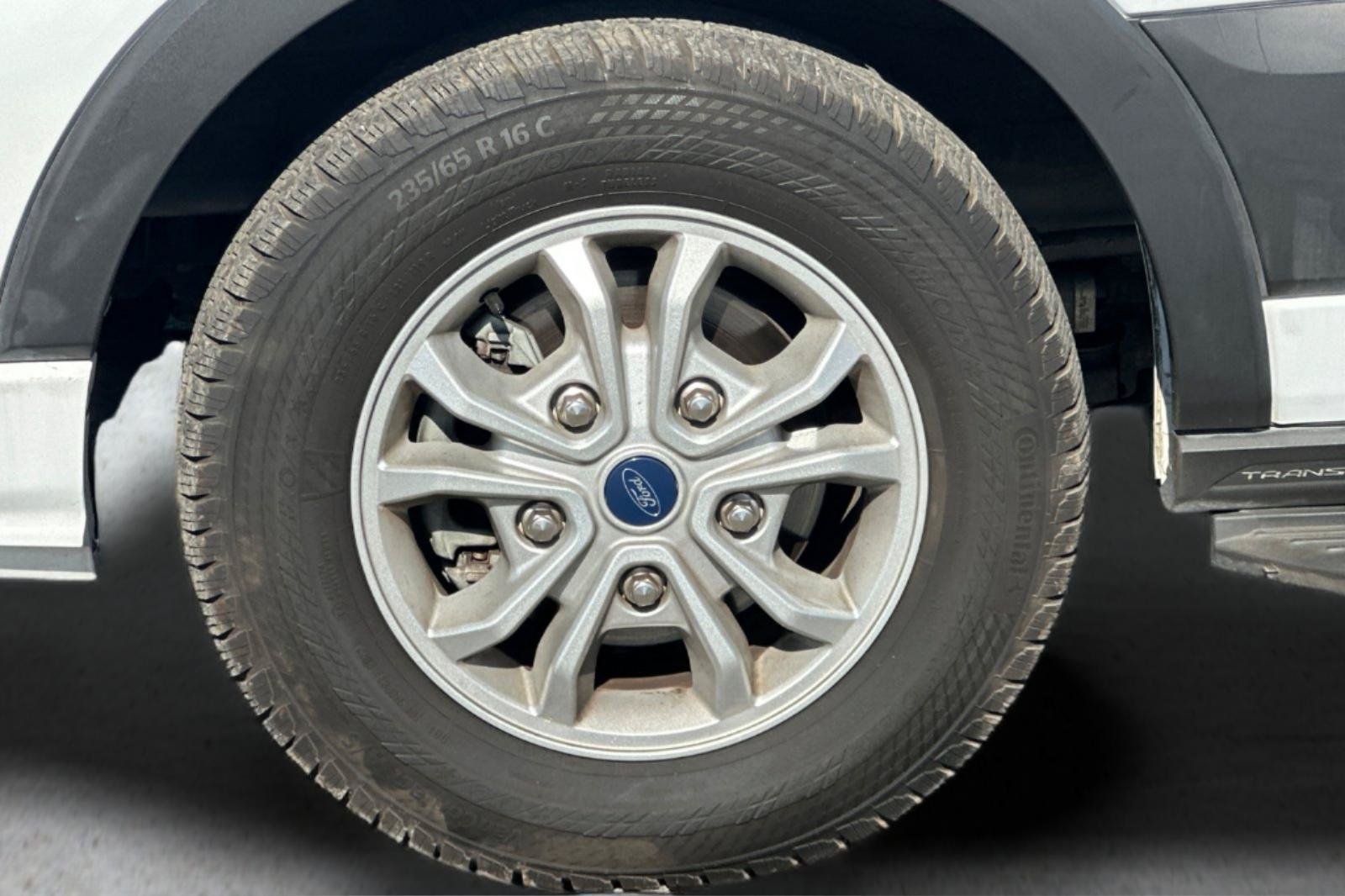 Certified 2021 Ford Transit 350 XLT RWD image 24
