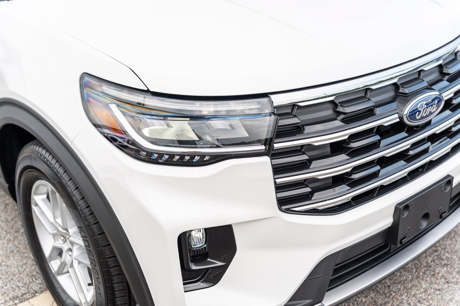 Certified 2026 Ford Explorer Active w/ Active Comfort Package RWD image 10