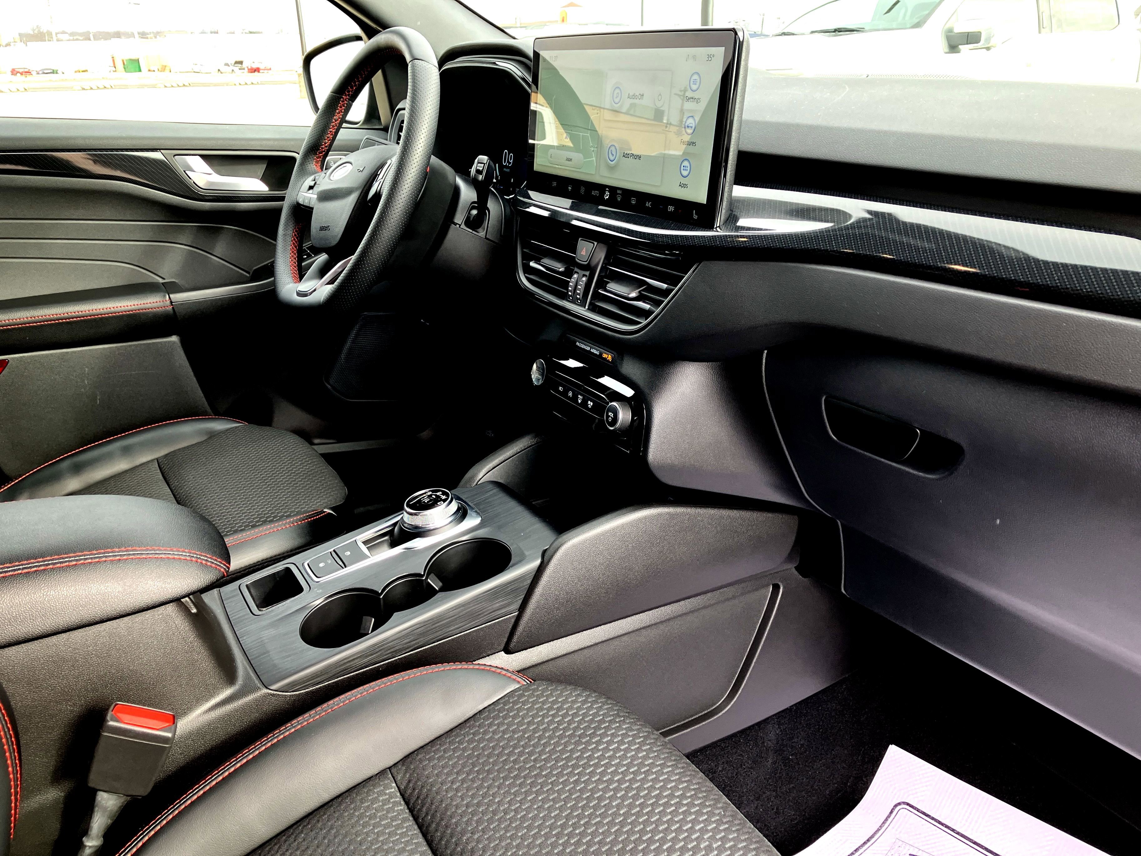 Certified 2023 Ford Escape ST-Line Select w/ Tech Pack #2 image 34