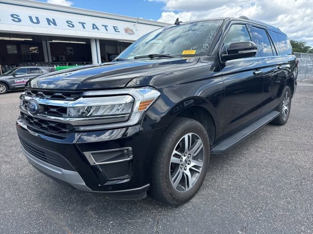 Certified 2024 Ford Expedition Max Limited RWD image 2