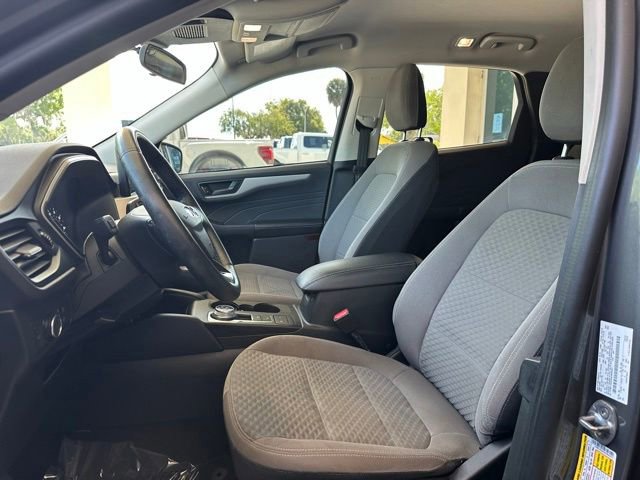 Certified 2022 Ford Escape SE w/ SE Sport Appearance Package FWD image 10