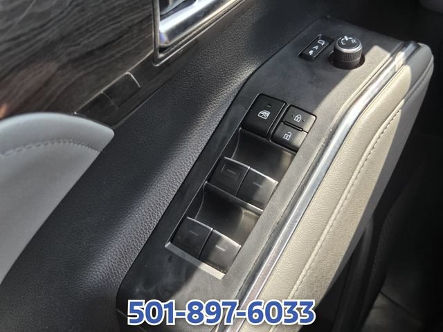 Used 2023 Toyota Highlander Limited FWD image 27