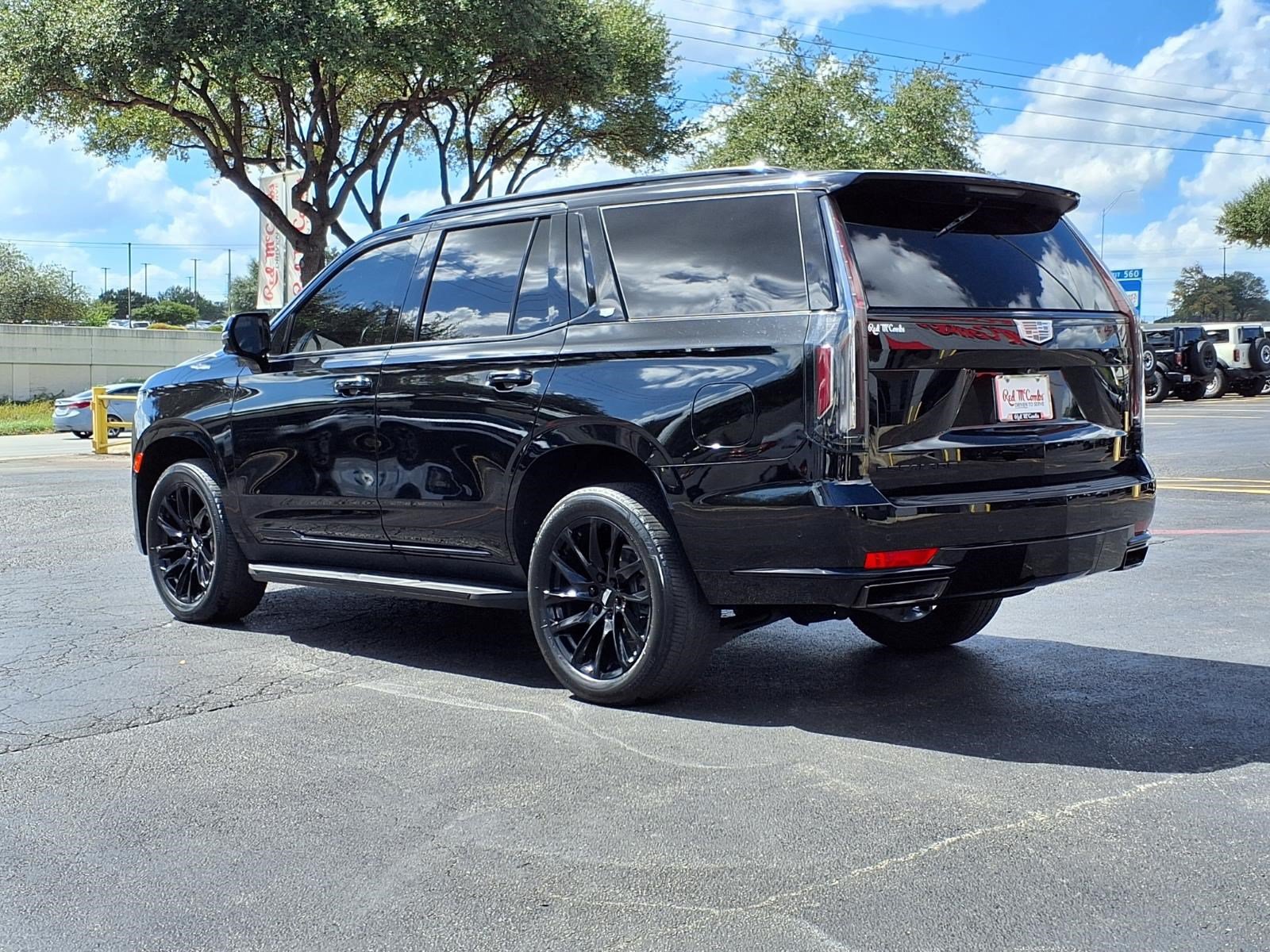 Used 2022 Cadillac Escalade Sport w/ LPO, ONYX Package RWD image 8