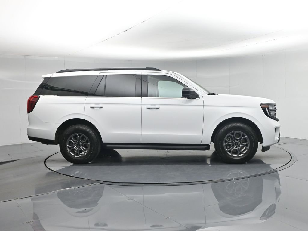 Certified 2025 Ford Expedition Active AWD/4WD image 31