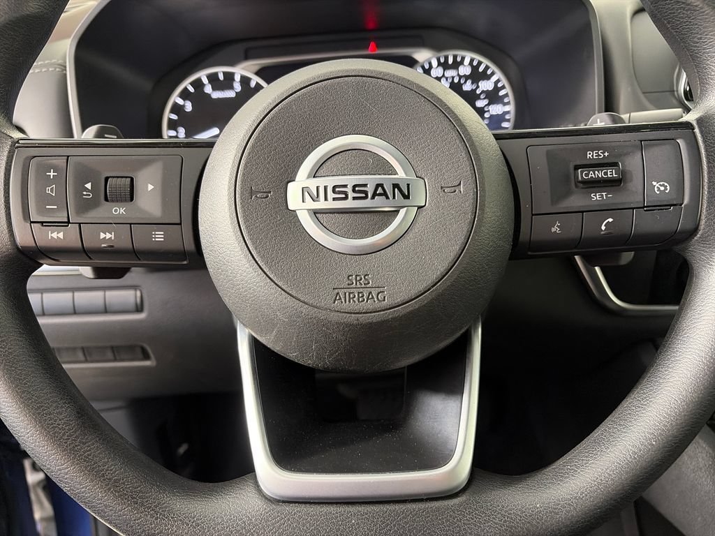 Used 2021 Nissan Rogue S AWD/4WD image 16