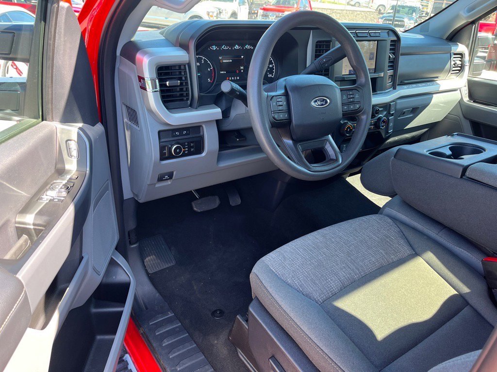 Certified 2024 Ford F350 XLT w/ FX4 Off-Road Package image 6