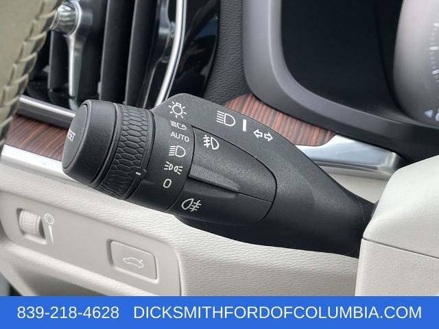 Used 2021 Volvo S60 T5 Momentum w/ Advanced Package image 21