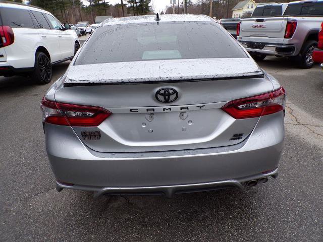 Used 2022 Toyota Camry SE image 4