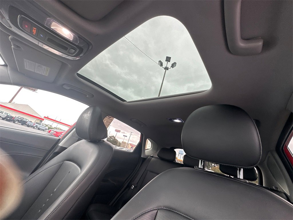 Used 2024 Hyundai Kona Limited image 32