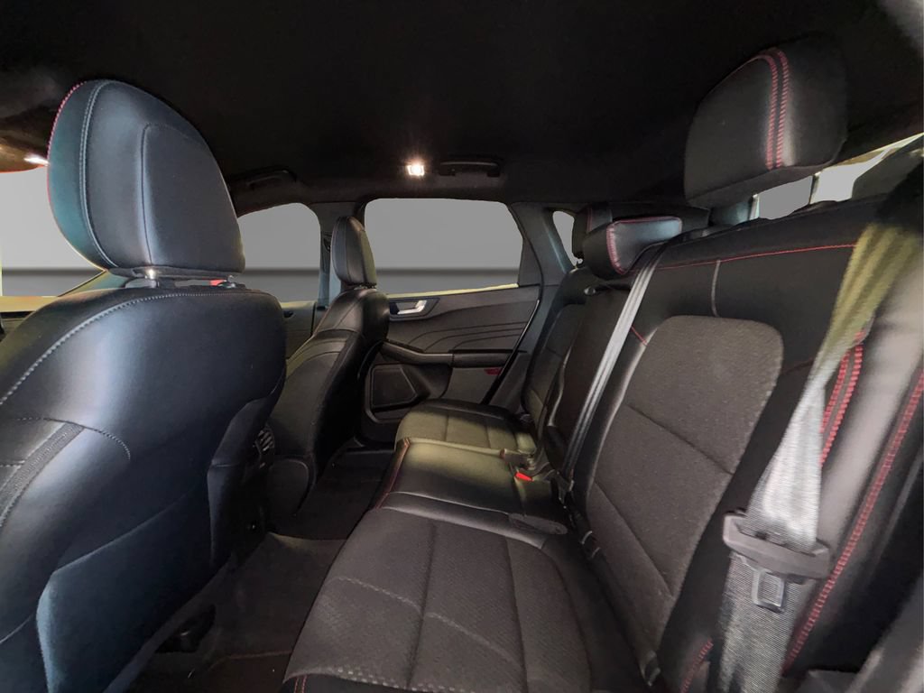 Certified 2023 Ford Escape ST-Line Elite AWD/4WD image 11