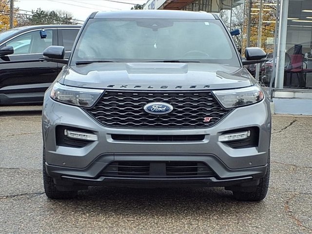 Certified 2022 Ford Explorer ST w/ Equipment Group 401A image 4