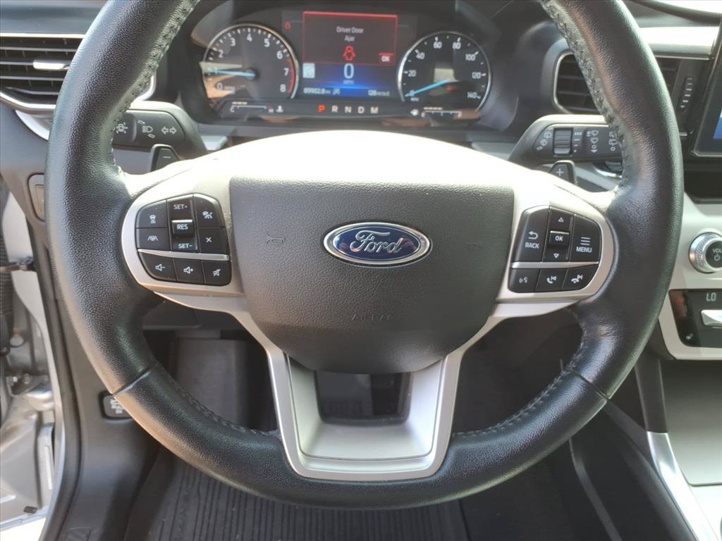 Certified 2021 Ford Explorer XLT w/ Equipment Group 202A AWD/4WD image 13