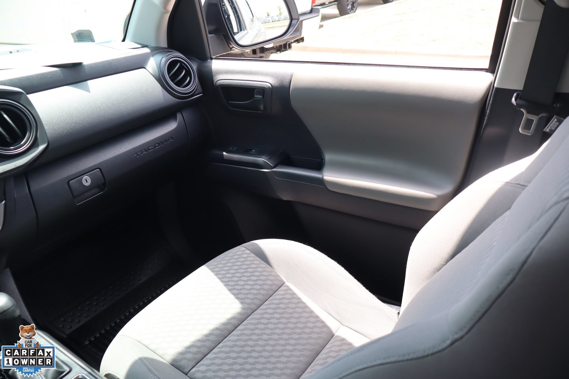 Used 2023 Toyota Tacoma SR AWD/4WD image 23