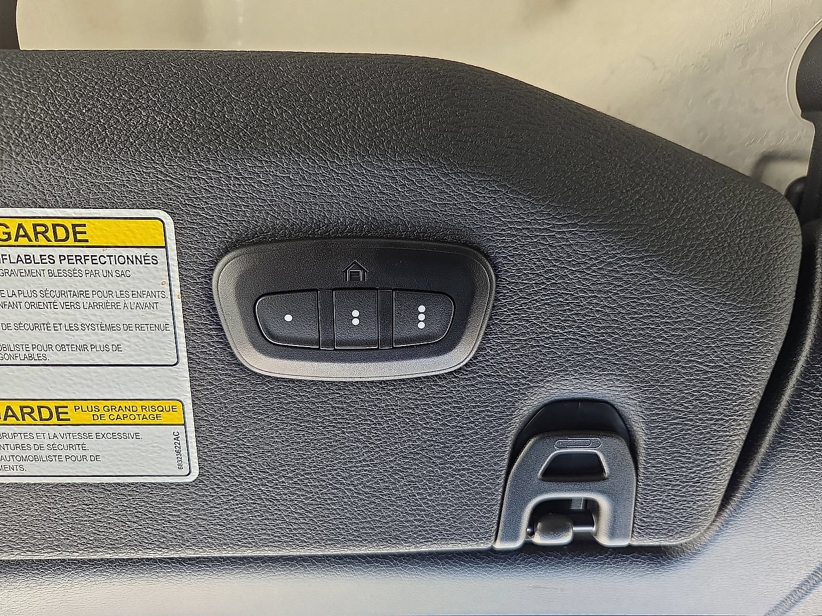 Used 2023 Jeep Wrangler Unlimited Sahara AWD/4WD image 20