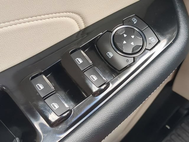 Certified 2019 Ford Edge Titanium w/ Equipment Group 301A FWD image 25