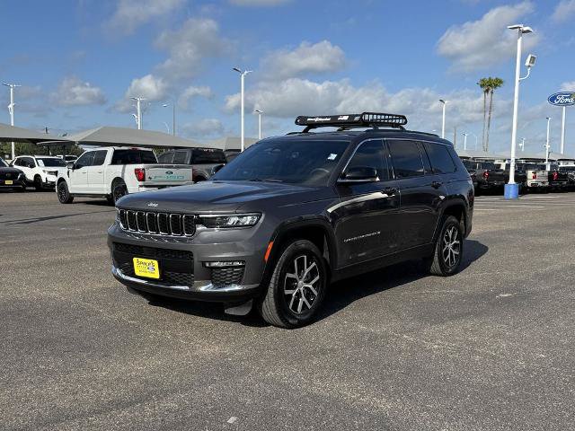 Used 2025 Jeep Grand Cherokee L Limited RWD image 11