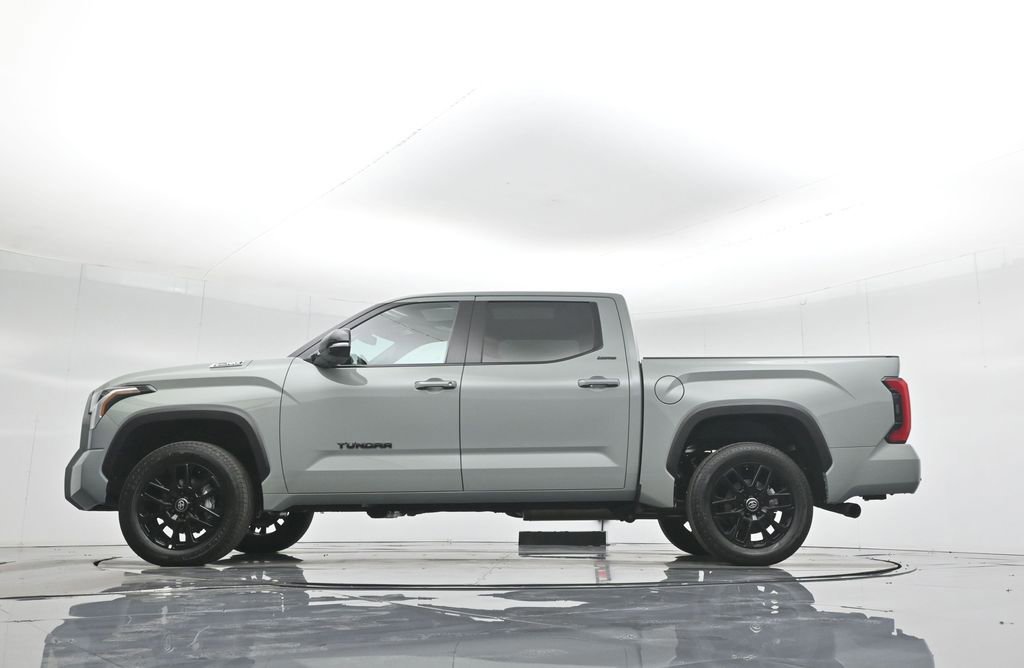 Used 2025 Toyota Tundra Limited image 25