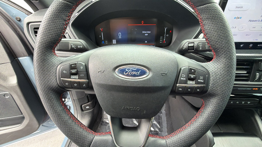 Certified 2023 Ford Escape ST-Line Select w/ Tech Pack #1 AWD/4WD image 18