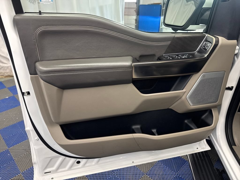 Certified 2024 Ford F150 Platinum w/ Equipment Group 703A Plus AWD/4WD image 12