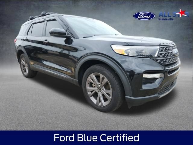 Certified 2022 Ford Explorer XLT w/ Equipment Group 202A AWD/4WD image 1