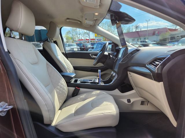 Certified 2023 Ford Edge Titanium w/ Equipment Group 301A AWD/4WD image 13