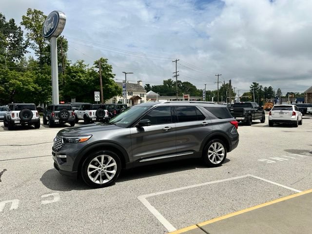 Certified 2021 Ford Explorer Platinum w/ Equipment Group 601A AWD/4WD image 8