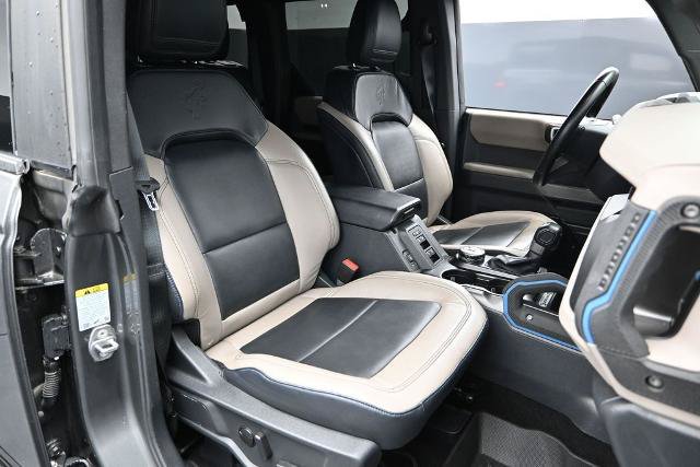 Certified 2022 Ford Bronco Wildtrak AWD/4WD image 12