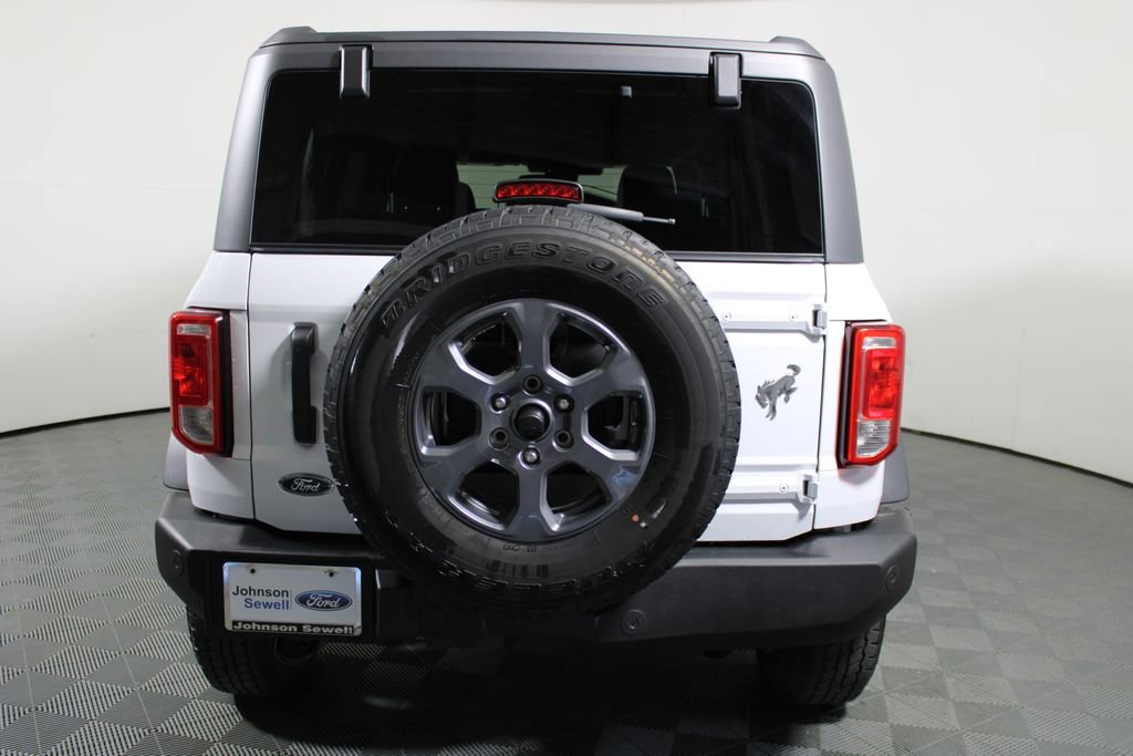 Certified 2025 Ford Bronco Big Bend image 3