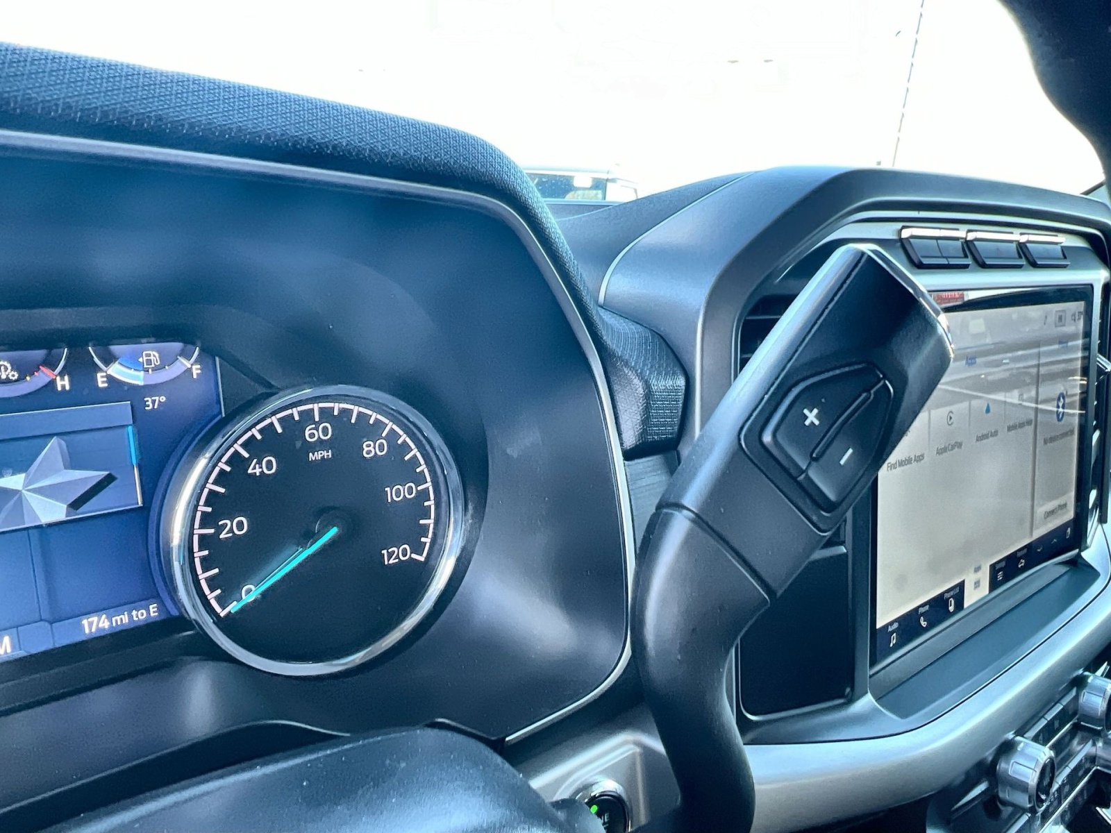 Certified 2022 Ford F150 XLT w/ Equipment Group 302A High image 21