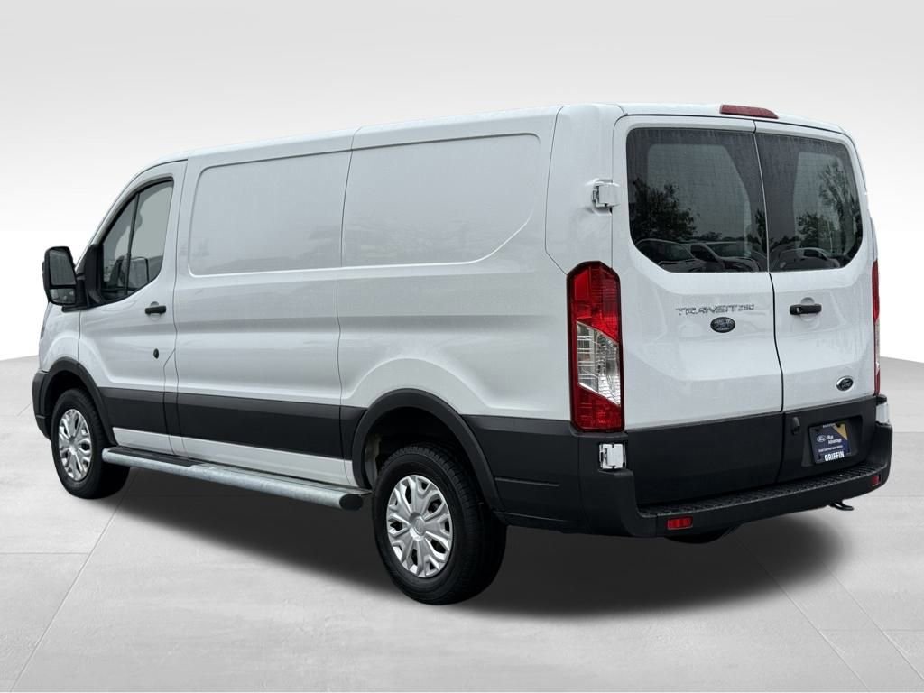 Certified 2023 Ford Transit 250 Low Roof w/ Exterior Upgrade Package image 5