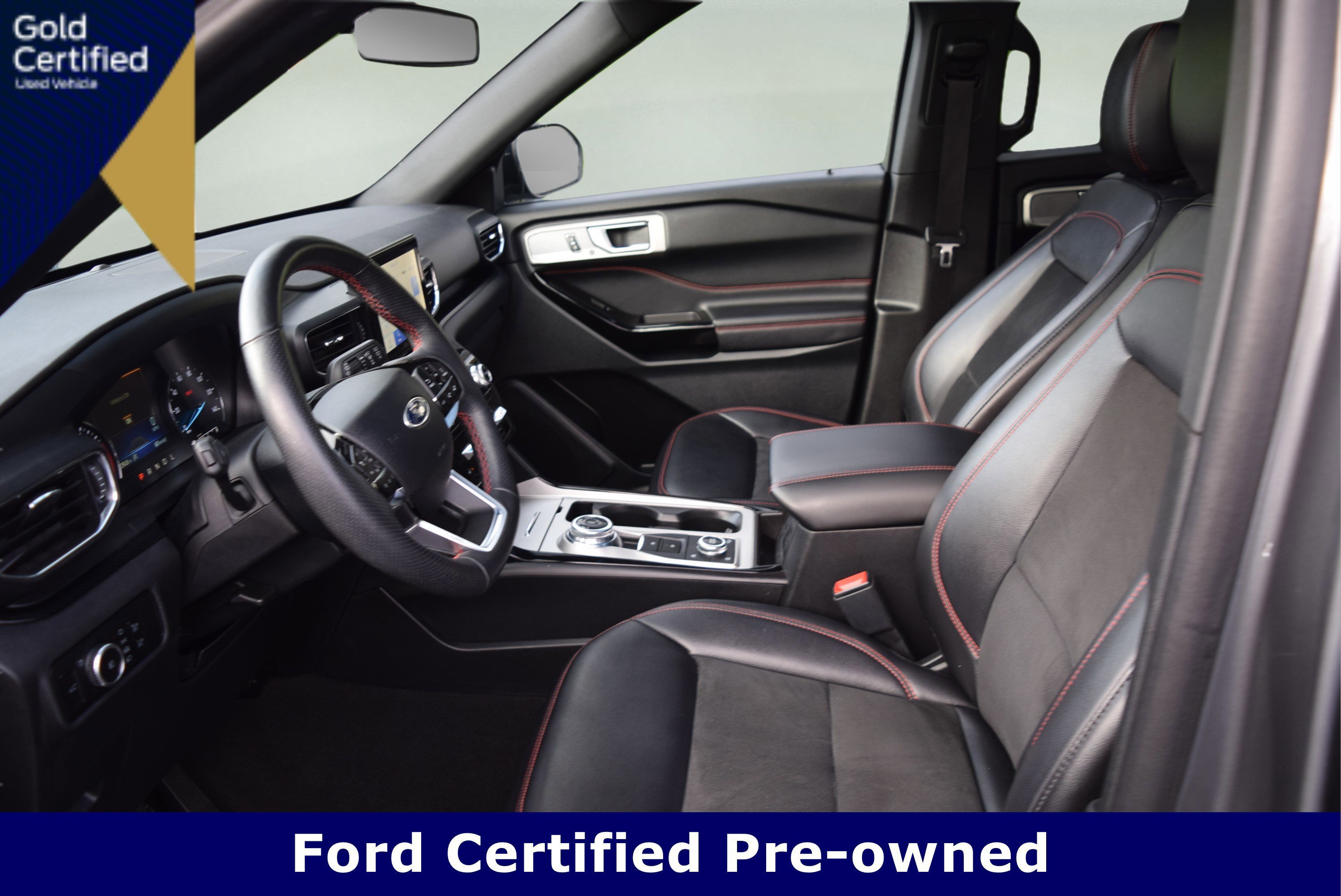 Certified 2024 Ford Explorer ST-Line w/ Class IV Trailer Tow Package image 9