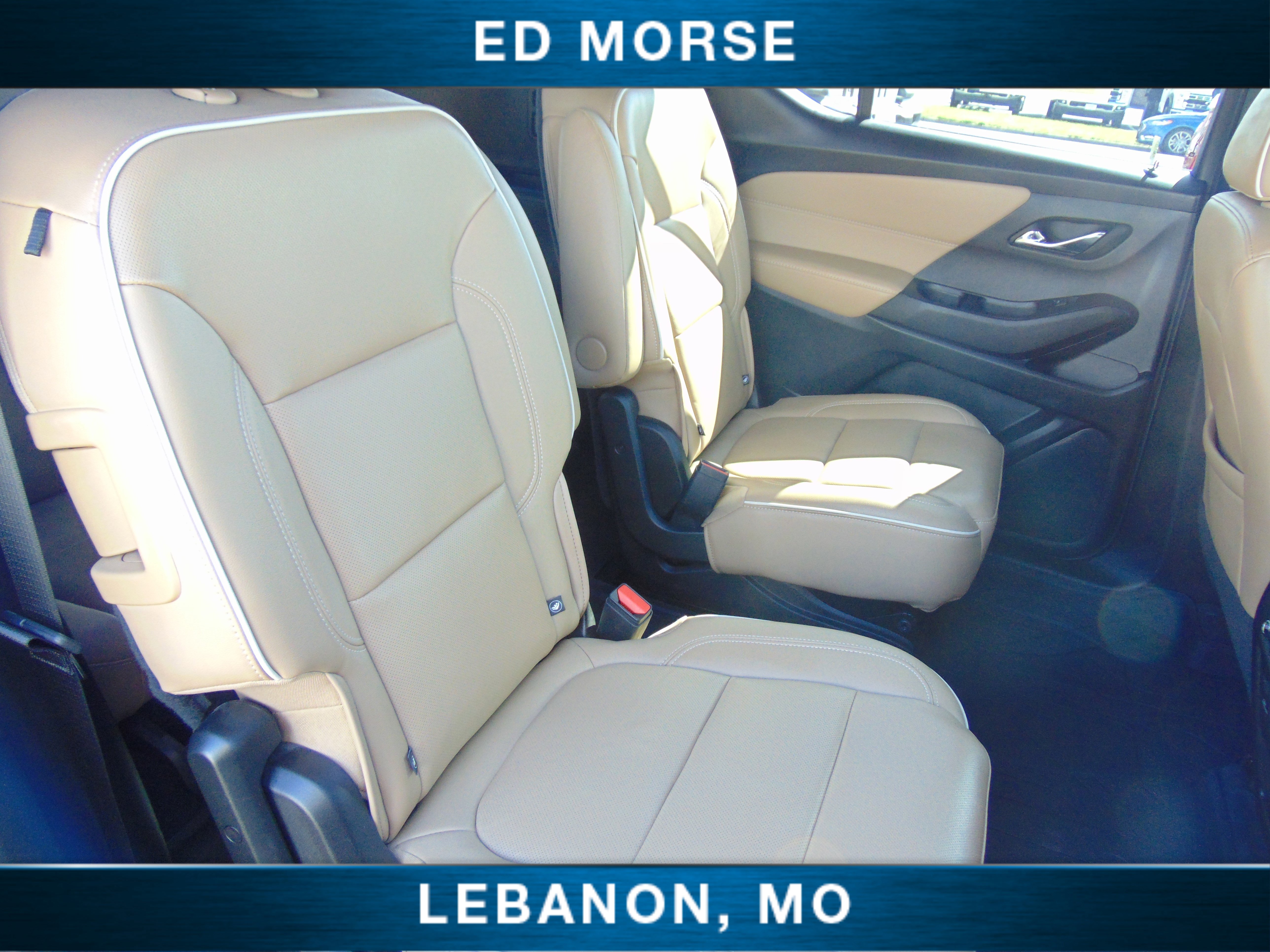 Used 2023 Chevrolet Traverse Premier w/ LPO, Floor Liner Package AWD/4WD image 14