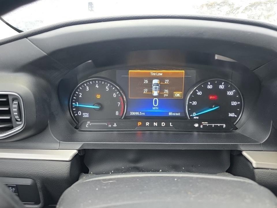 Certified 2022 Ford Explorer XLT w/ Equipment Group 202A image 4