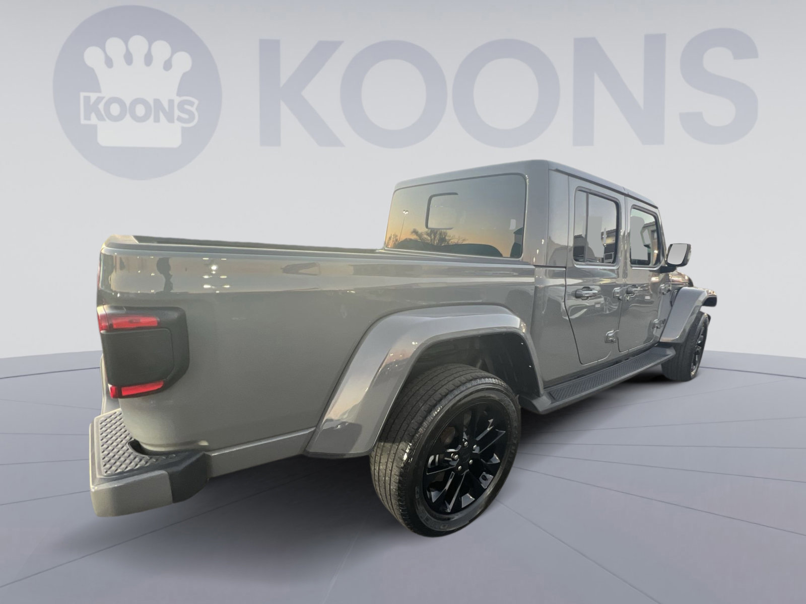 Used 2022 Jeep Gladiator Overland image 6