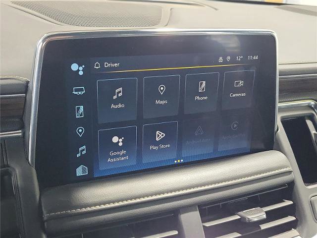 Used 2023 Chevrolet Suburban Premier image 15