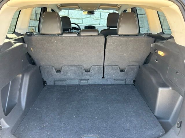 Certified 2018 Ford Escape SE w/ SE Sport Appearance Package image 11