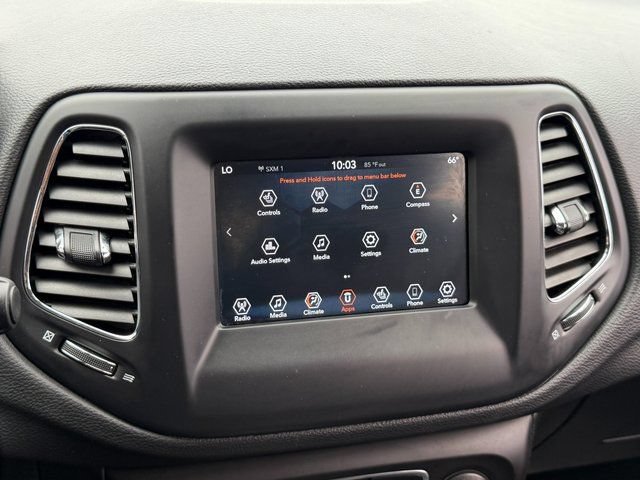 Used 2019 Jeep Compass Latitude w/ Popular Equipment Group AWD/4WD image 5