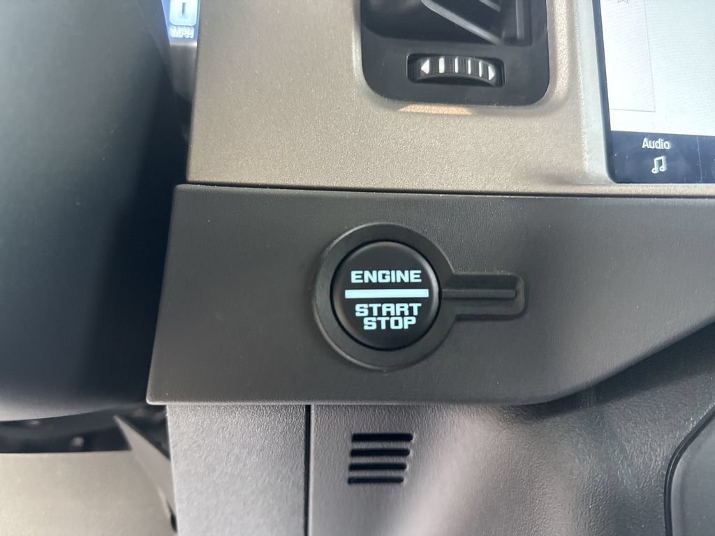 Certified 2025 Ford Bronco Outer Banks AWD/4WD image 28