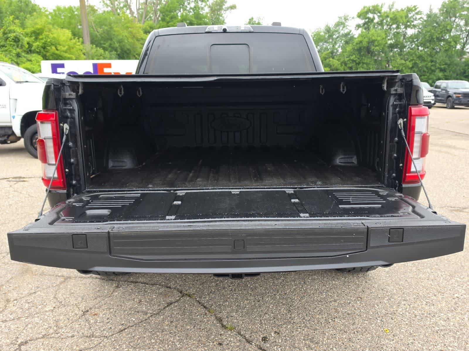 Certified 2021 Ford F150 Raptor w/ Raptor 37 Performance Package AWD/4WD image 46