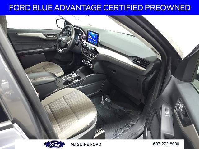 Certified 2022 Ford Escape SE w/ Cold Weather Package AWD/4WD image 19