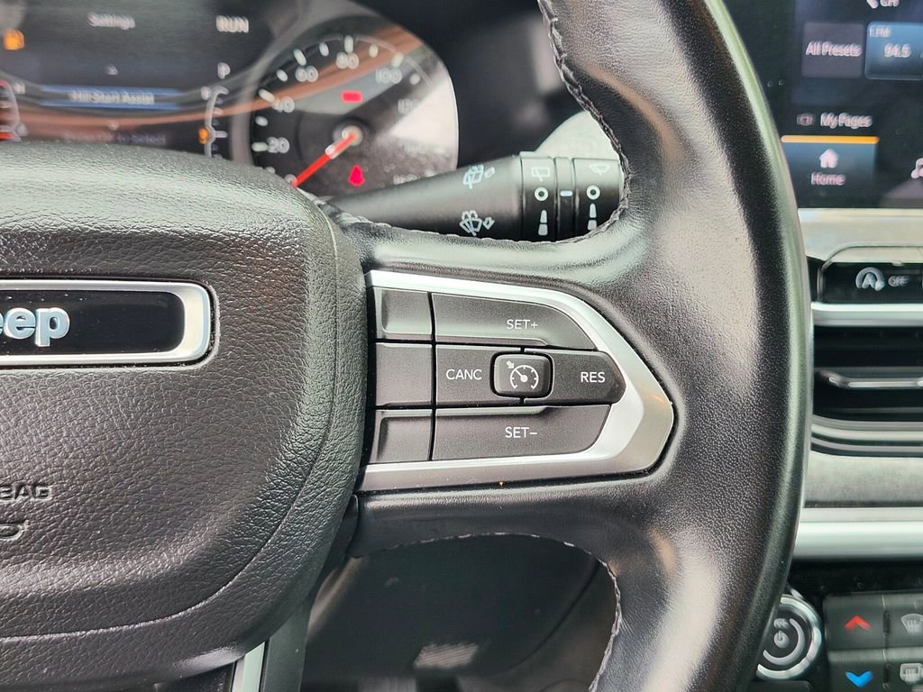 Used 2022 Jeep Compass Latitude AWD/4WD image 30