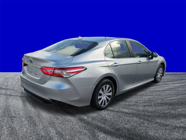 Used 2020 Toyota Camry LE image 5
